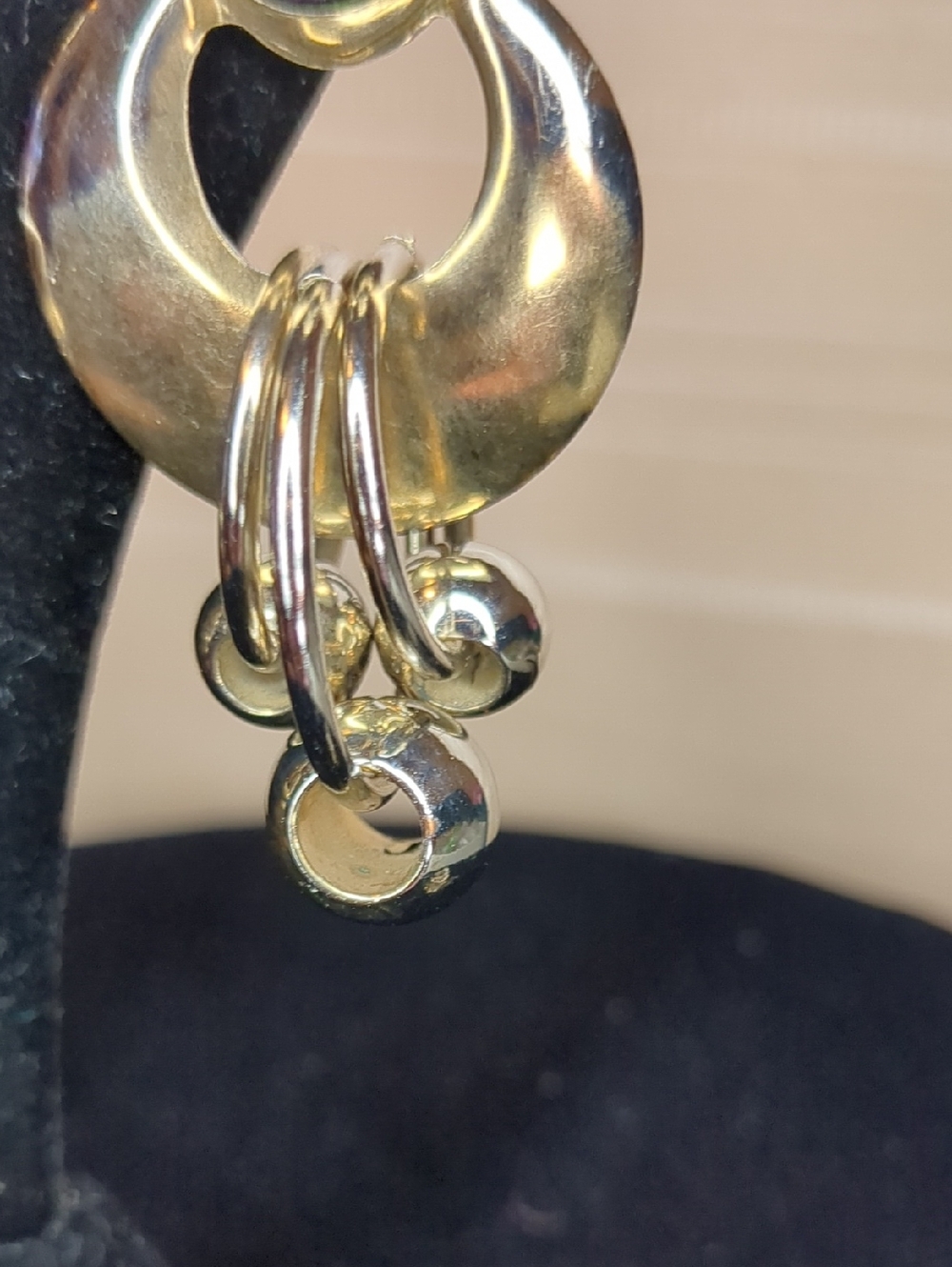 Vintage 80s Gold Multi Hoop Dangle Earrings Modernist Chandelier Pierced - Picture 5 of 7